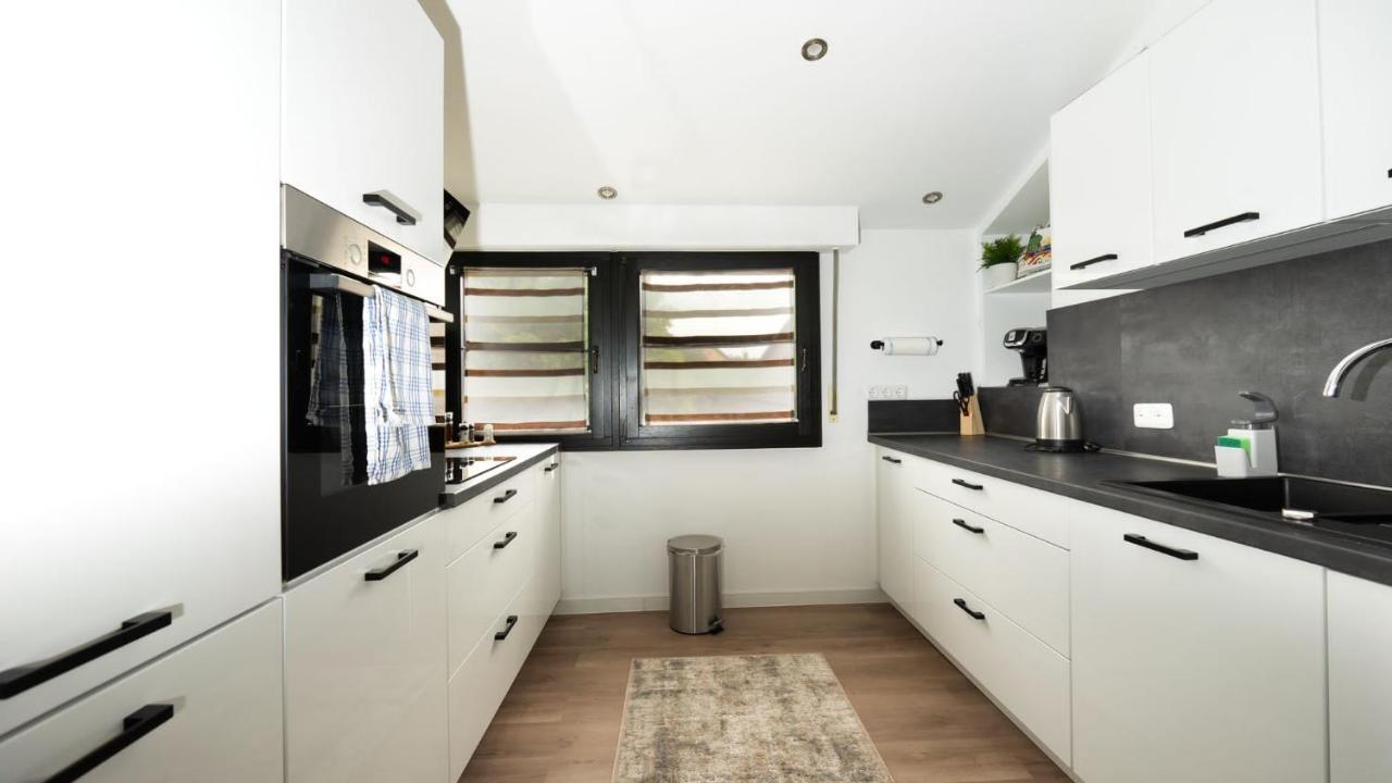 3,5-Zimmer Inkl Arbeitsplatz, Wlan & Free Netflix, Amazon-Free Parken Vollausgestattete Wohnung, 24H Check In Hamm  Exterior foto